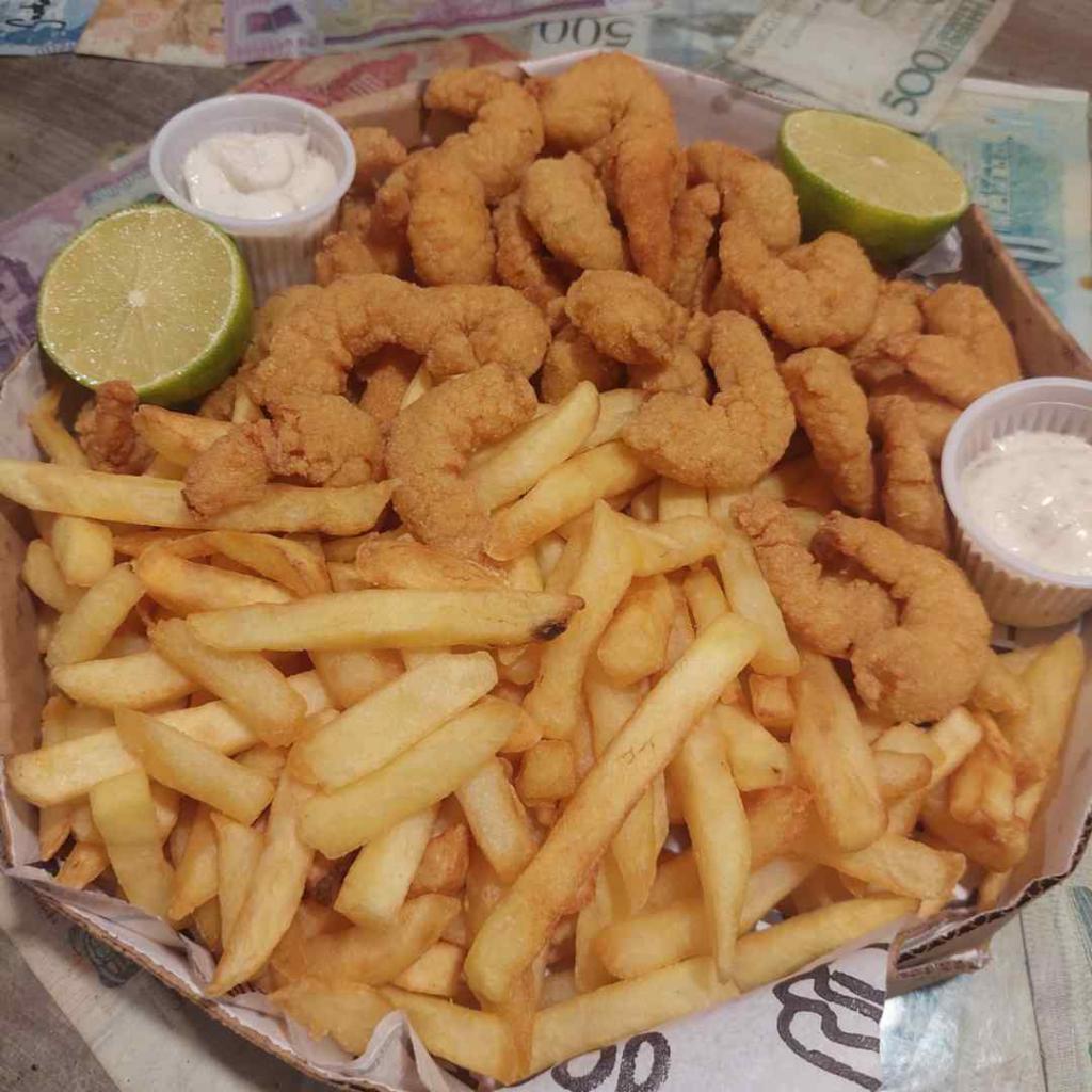 Camarão com fritas