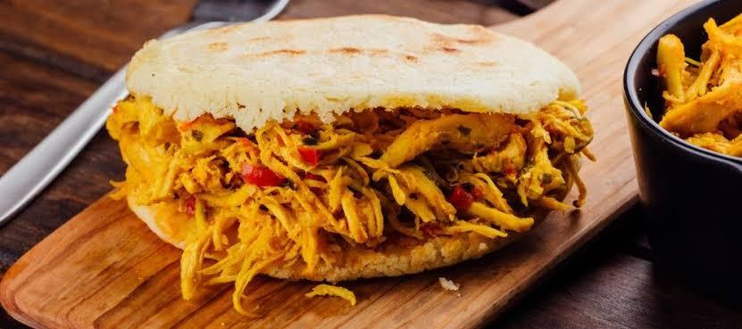 Arepas Frango Desfiado